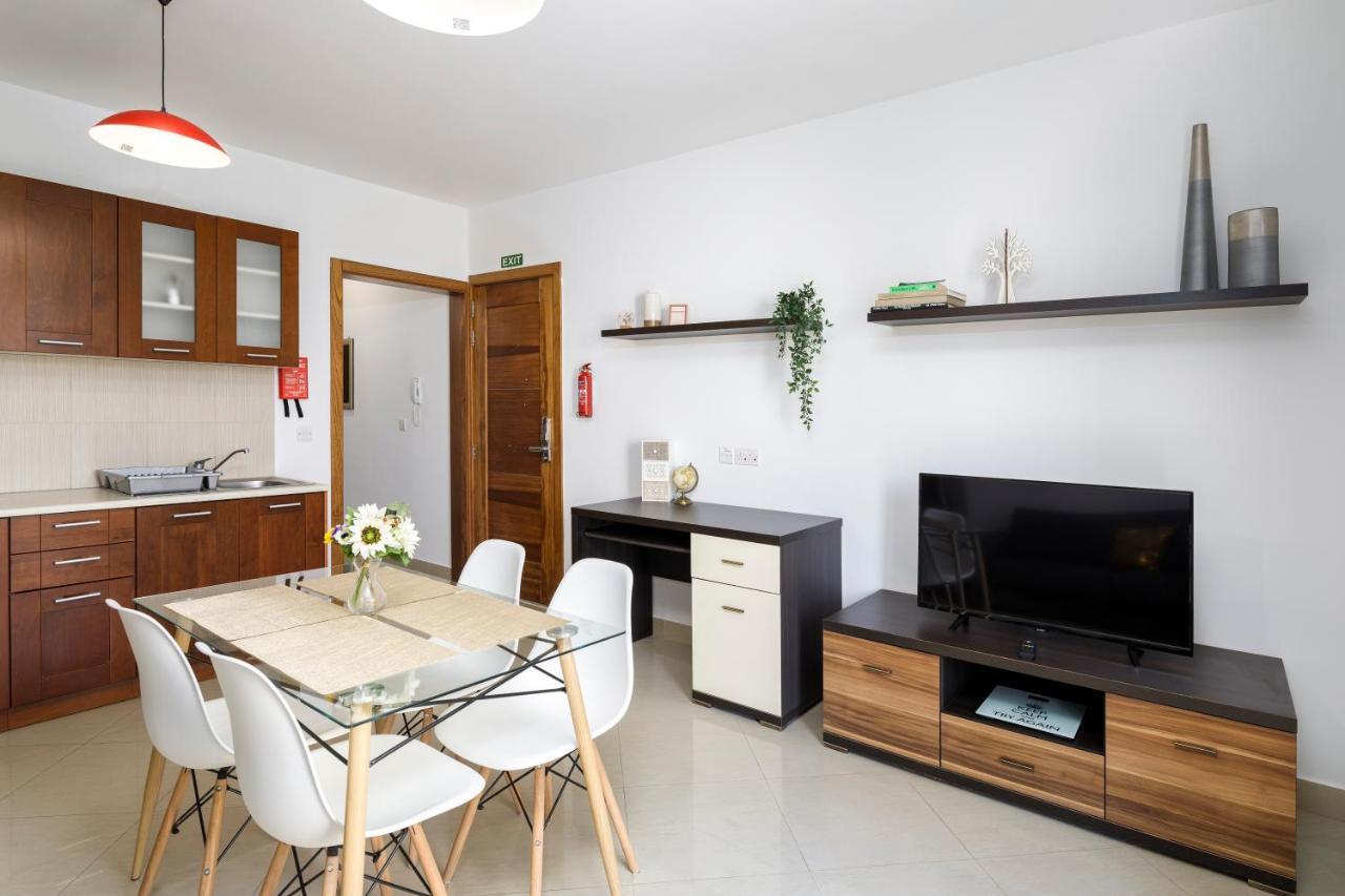 Hilltop Apartments - Stylish Comfort Living Close To The Sea, Bugibba St. Paul's Bay Ngoại thất bức ảnh
